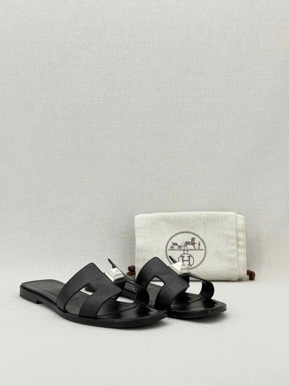 Pre - loved HERMES ORAN Black Size EU 39 Sandals at Reems Closet