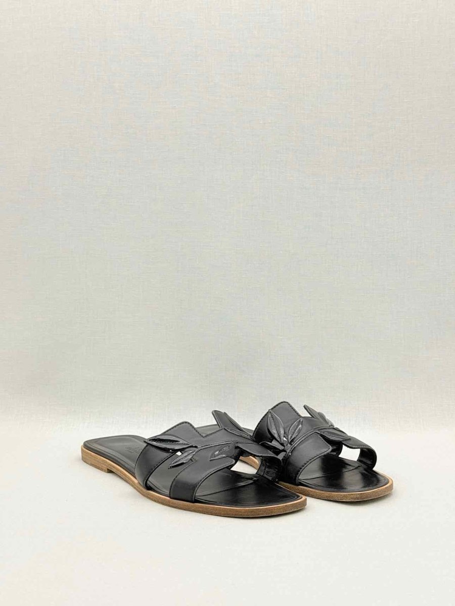 Pre-loved HERMES ORAN Black Size EU 40 Flats at Reems Closet