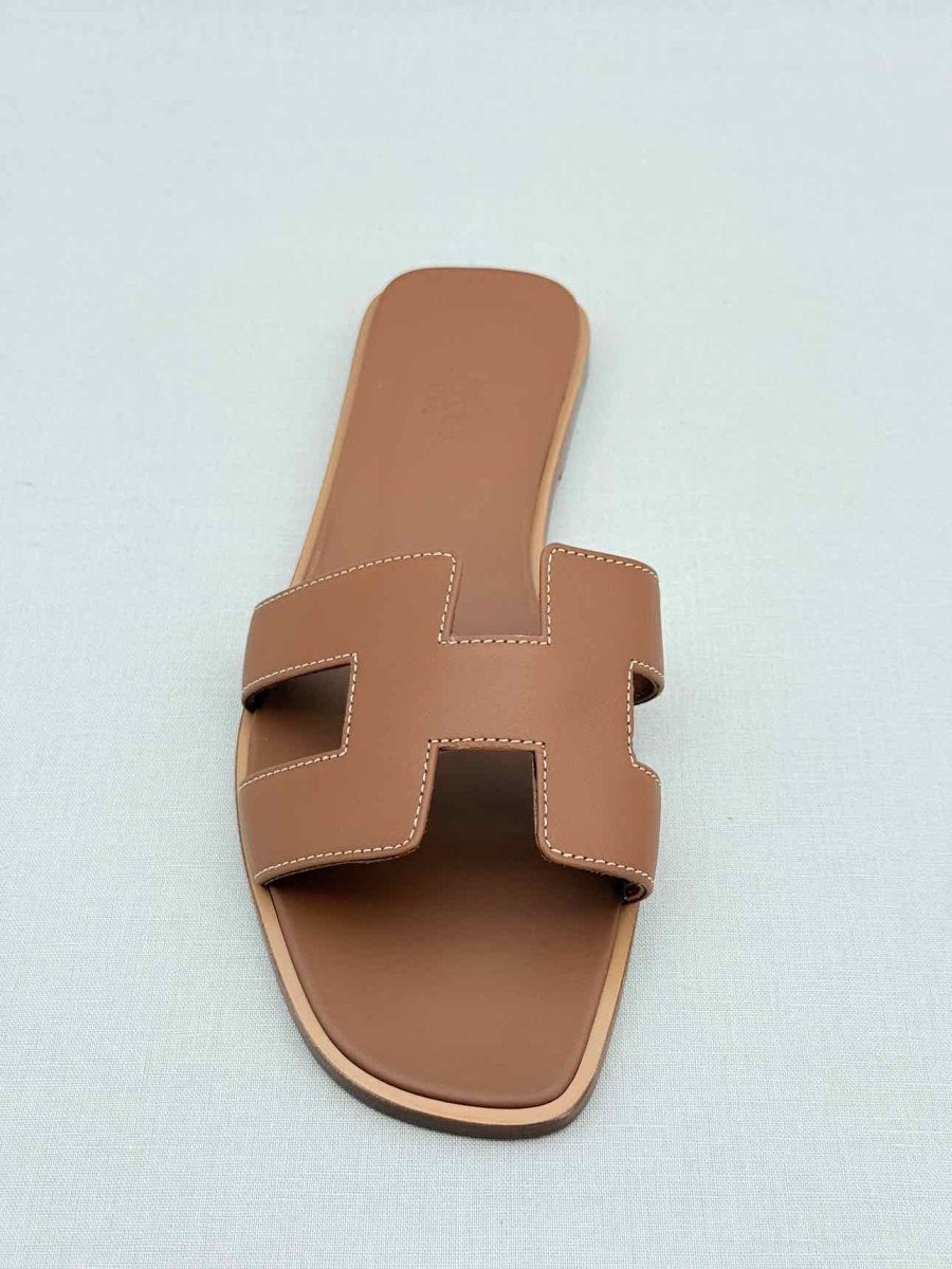 Pre - loved HERMES ORAN Brown Size EU 39 Sandals at Reems Closet