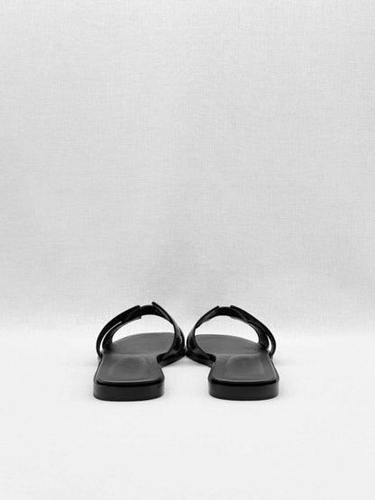 Pre-loved HERMES ORAN Noir Size EU 39 Sandals at Reems Closet