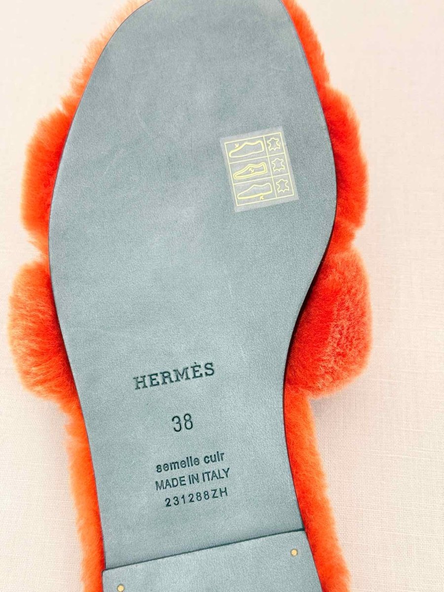 Pre-loved HERMES ORAN Orange Size EU 38 Sandals at Reems Closet
