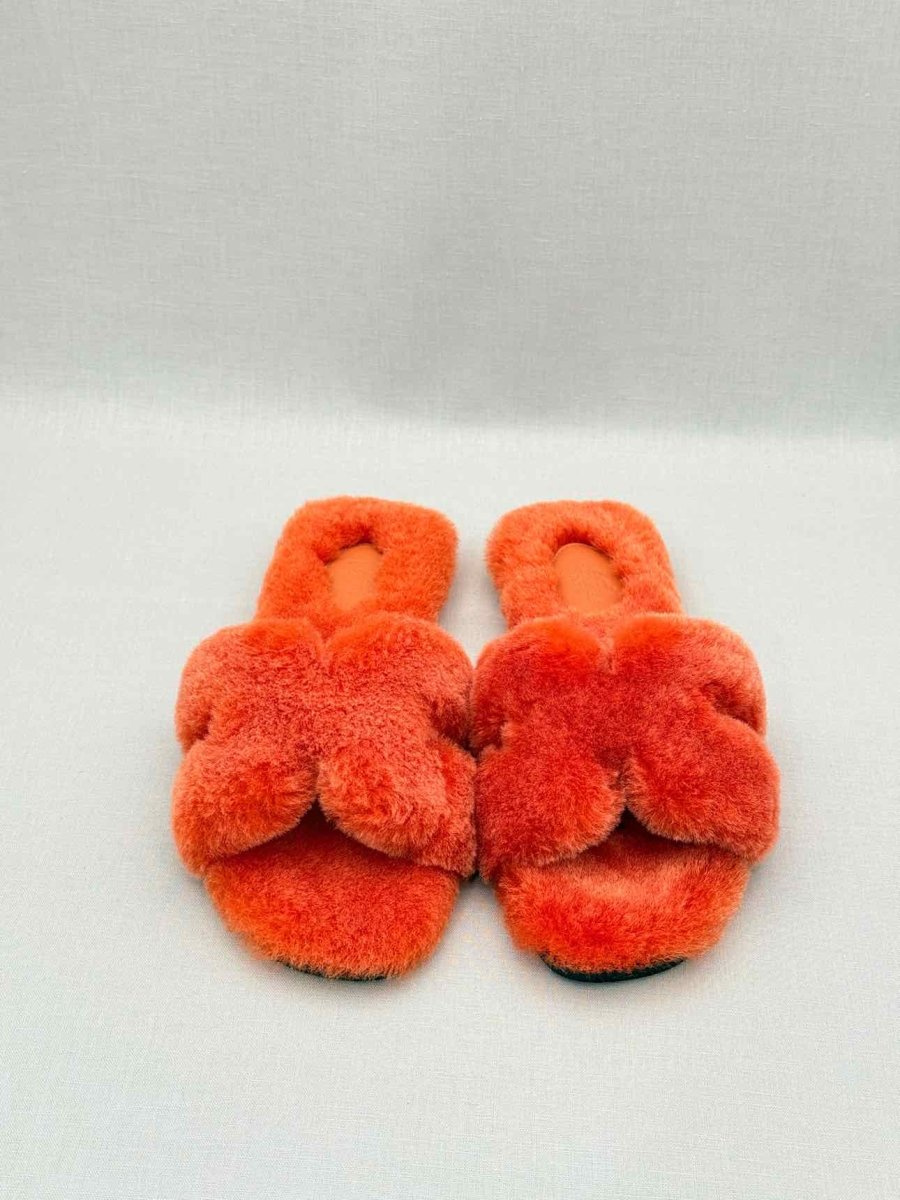 Pre-loved HERMES ORAN Orange Size EU 38 Sandals at Reems Closet