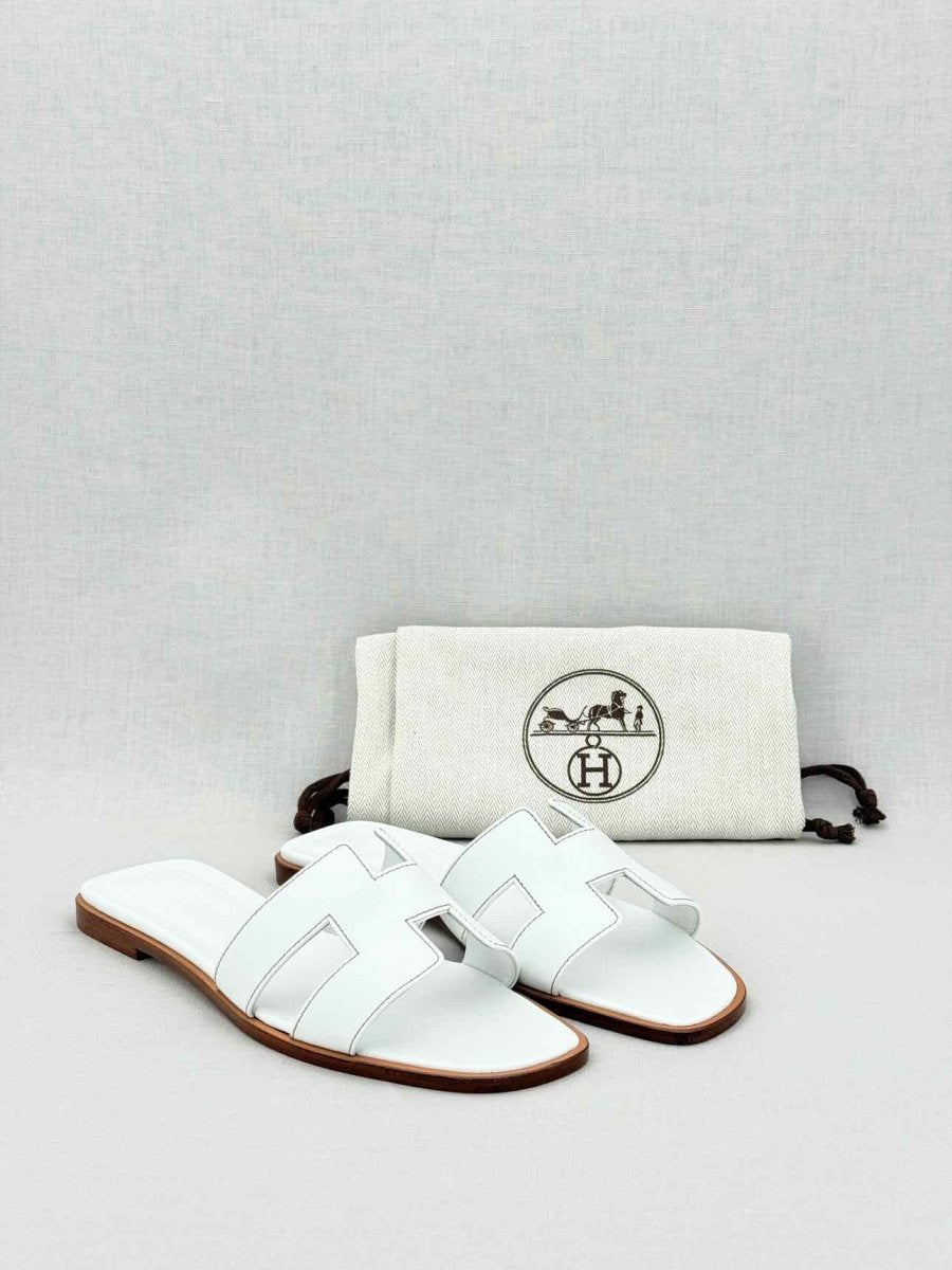 Pre - loved HERMES ORAN White Size EU 38.5 Sandals at Reems Closet