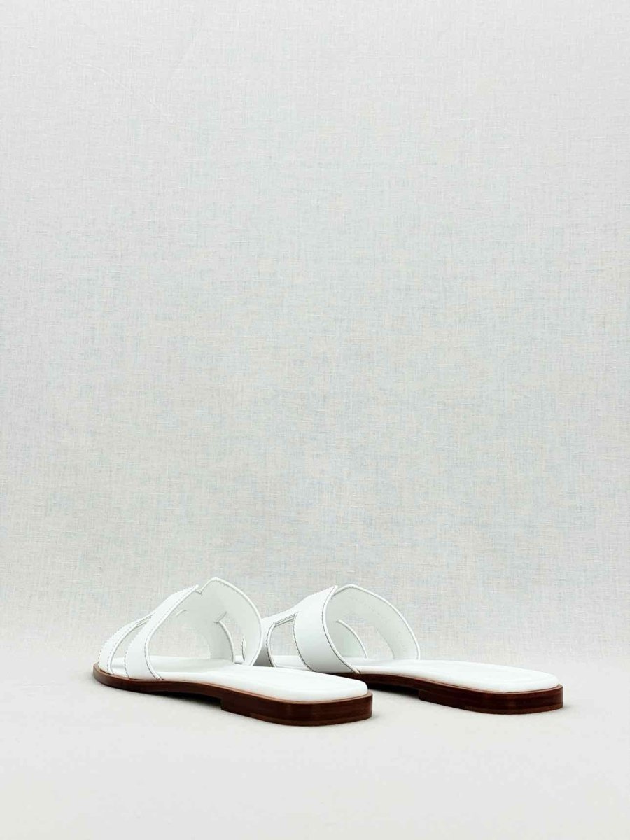 Pre - loved HERMES ORAN White Size EU 39.5 Sandals at Reems Closet