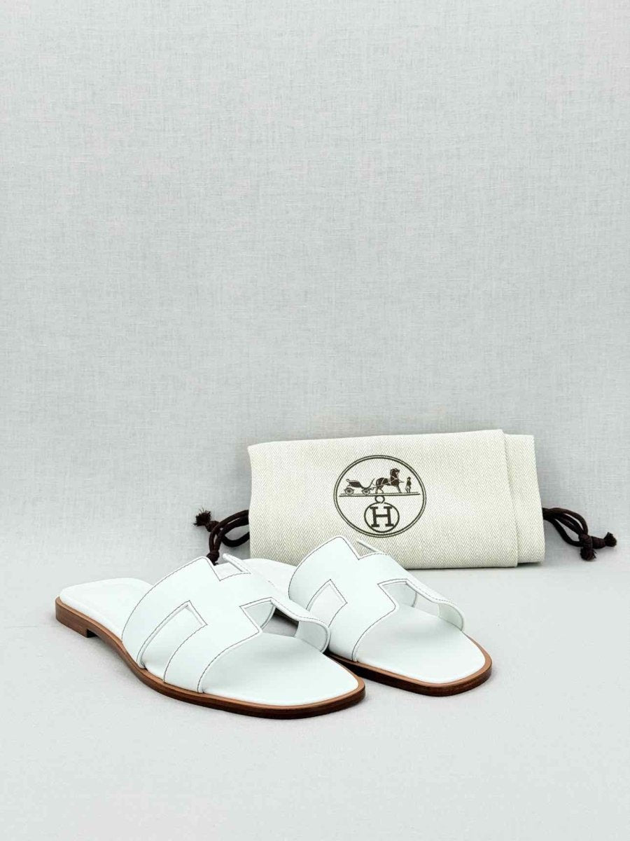 Pre - loved HERMES ORAN White Size EU 39.5 Sandals at Reems Closet