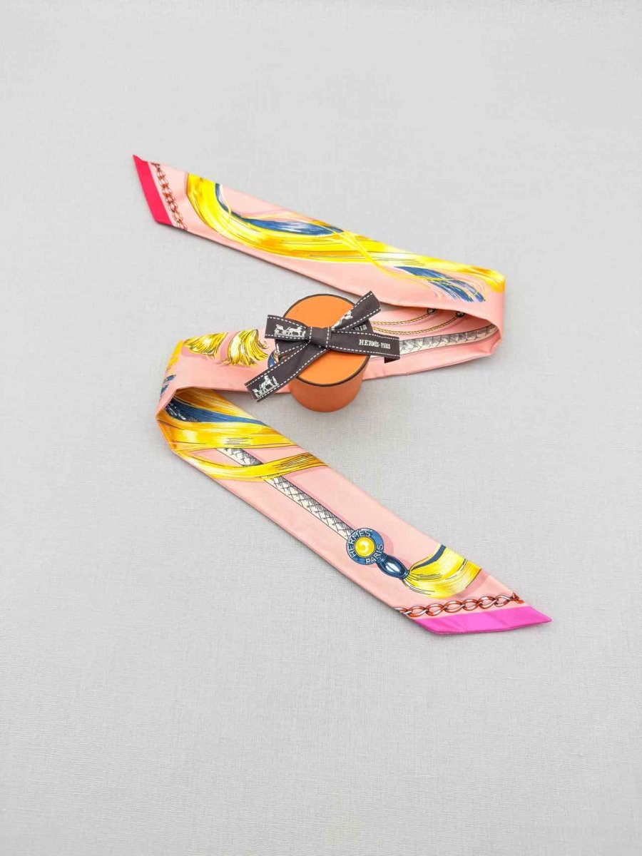 Pre-loved HERMES Pink Multicolor Twill at Reems Closet