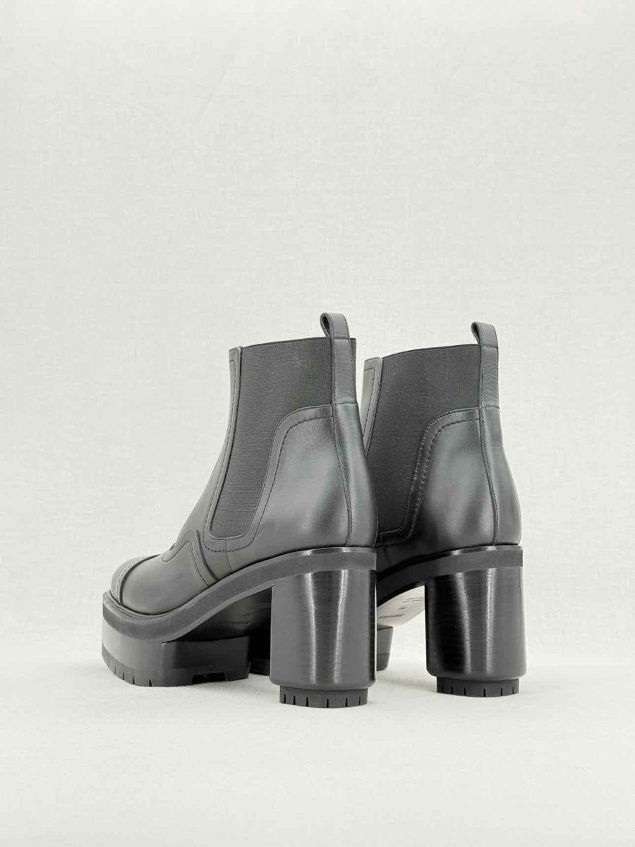 Pre - loved HERMES Punchy Black Size EU 39 Ankle Boots at Reems Closet