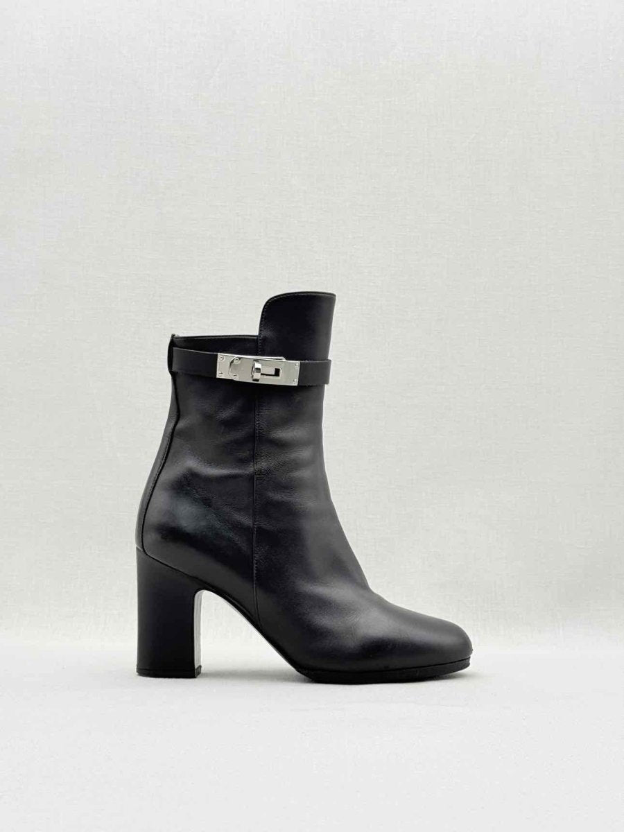 Pre - loved HERMES Saint Germain Black Size EU 35.5 Ankle Boots at Reems Closet