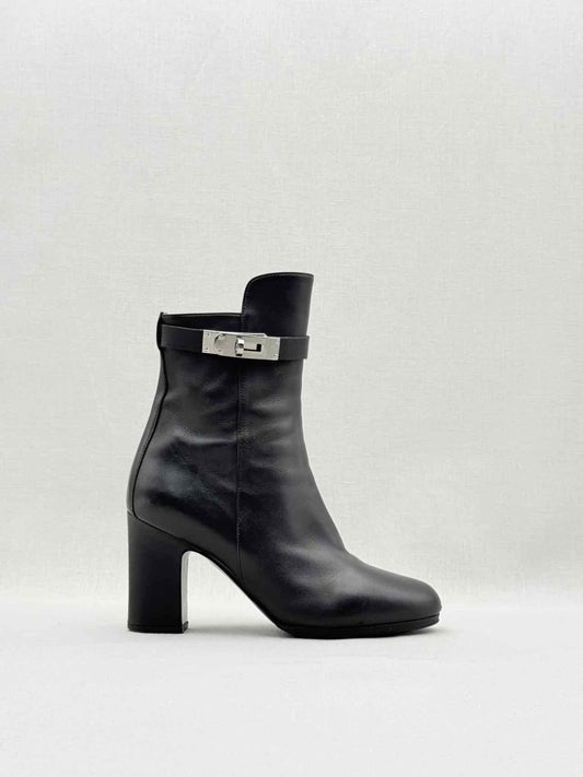 Pre - loved HERMES Saint Germain Black Size EU 35.5 Ankle Boots at Reems Closet