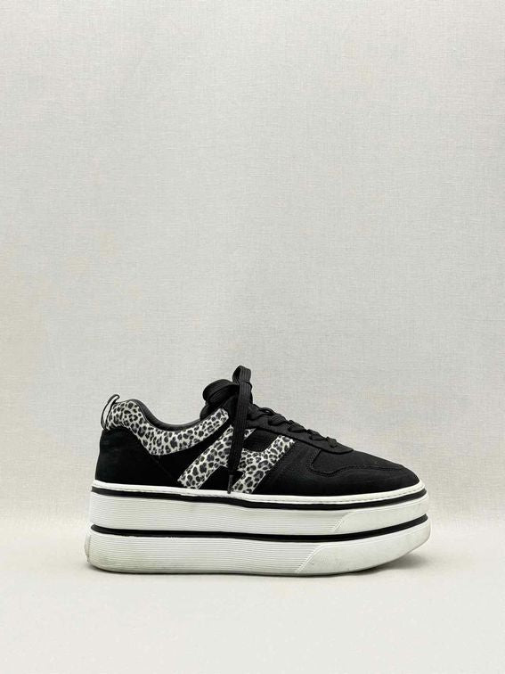 Pre-loved HOGAN H449 Black & White Leopard Size EU 40 Sneakers at Reems Closet