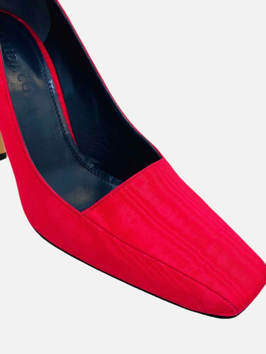 Pre - loved IINDACO Pegaso Red Pumps at Reems Closet