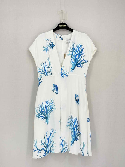 Pre-loved INGIE PARIS White w/ Blue Print Size US 8 Short Dress at Reems Closet
