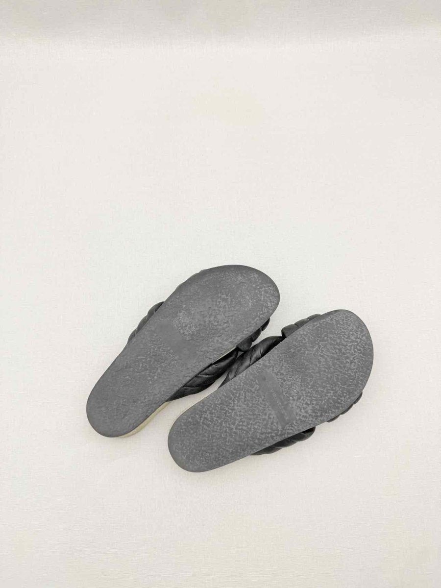 Pre - loved ISABEL MARANT ETOILE Holden Black Size EU 36 Slides at Reems Closet