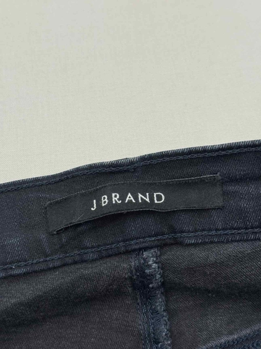 Pre - loved J BRAND Skinny Dark Blue Size 23 Jeans at Reems Closet