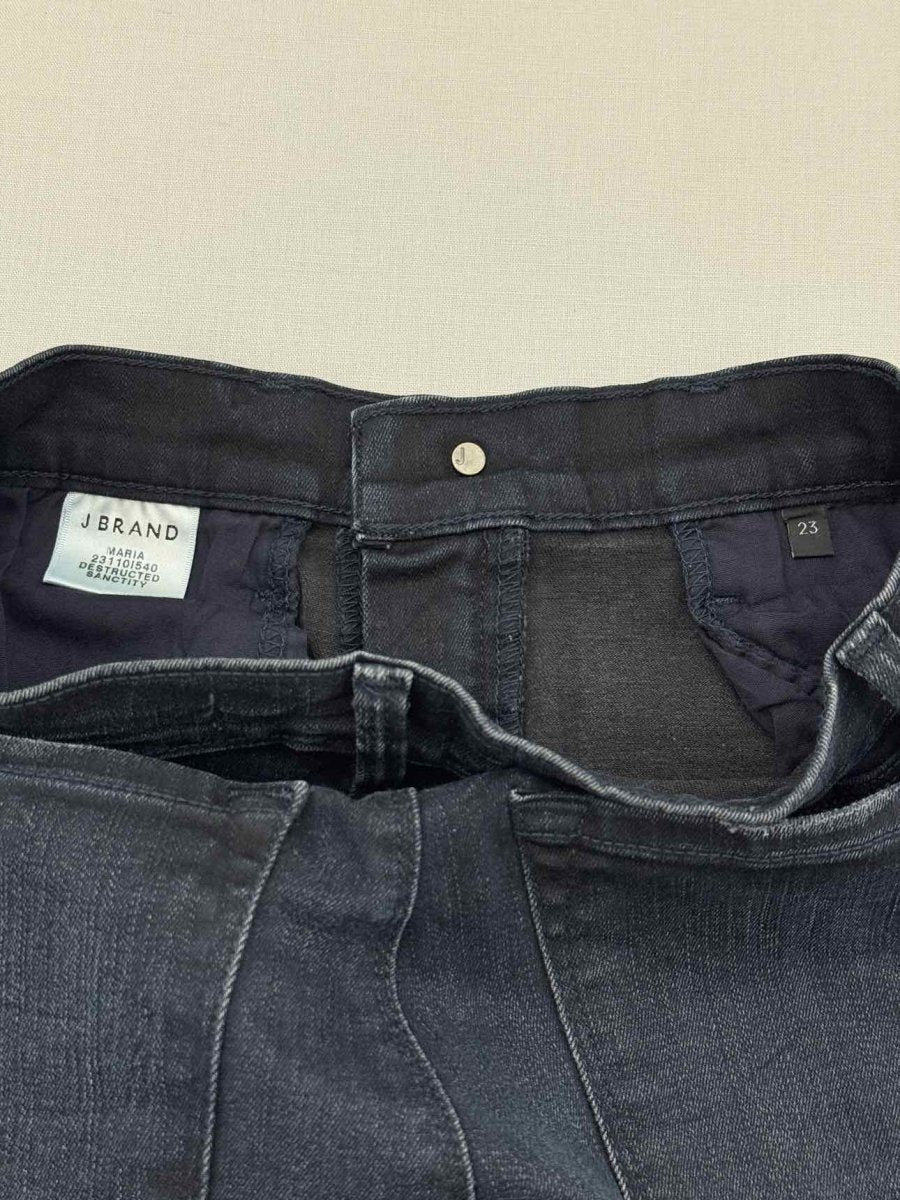 Pre - loved J BRAND Skinny Dark Blue Size 23 Jeans at Reems Closet