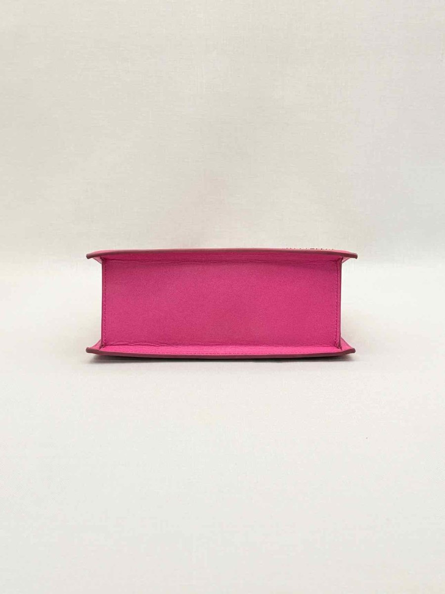 Pre-loved JACQUEMUS Le Grand Chiquito Pink Top Handle at Reems Closet