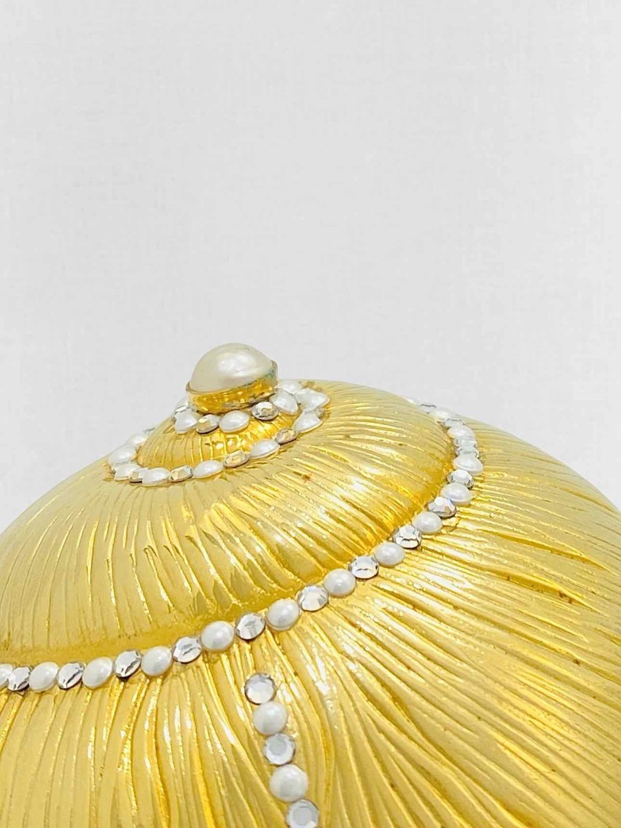 Pre - loved JUDITH LEIBER Shell Gold Clutch at Reems Closet