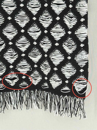 Pre - loved KARL LAGERFELD Black & White Knit Size XSmall Top at Reems Closet