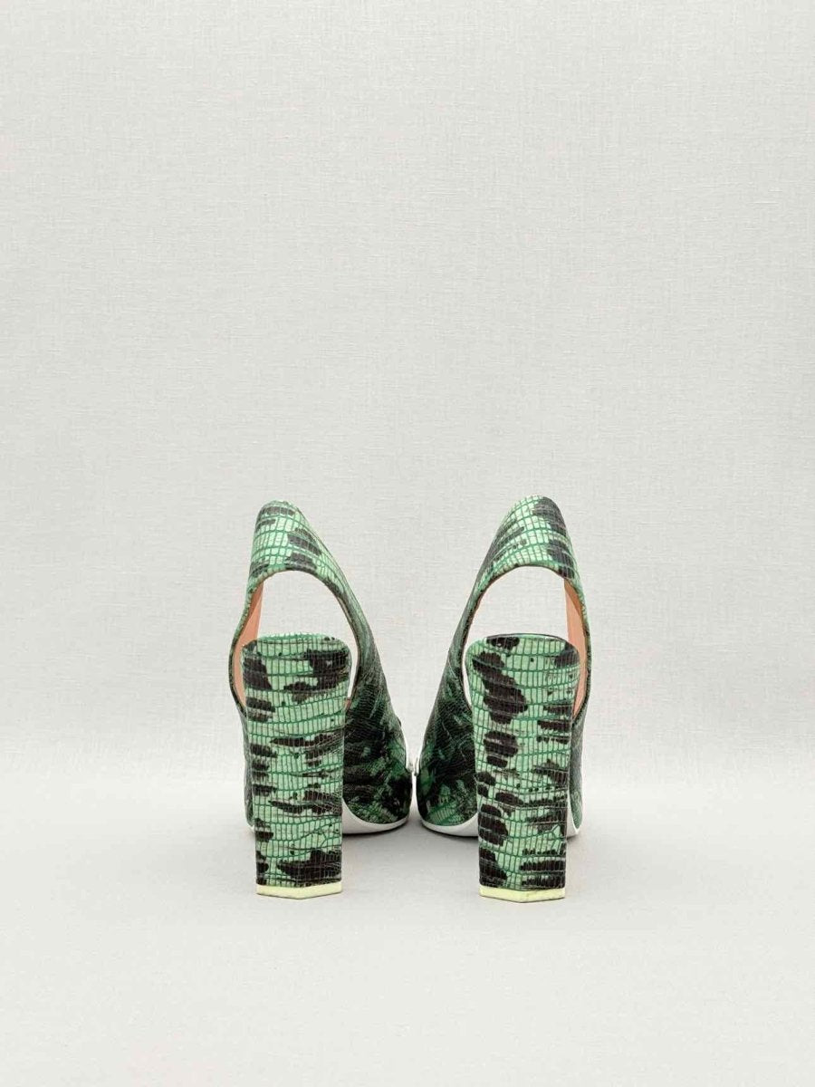 Pre-loved KENZO Green & Black Textured Size EU 39 Pumps at Reems Closet