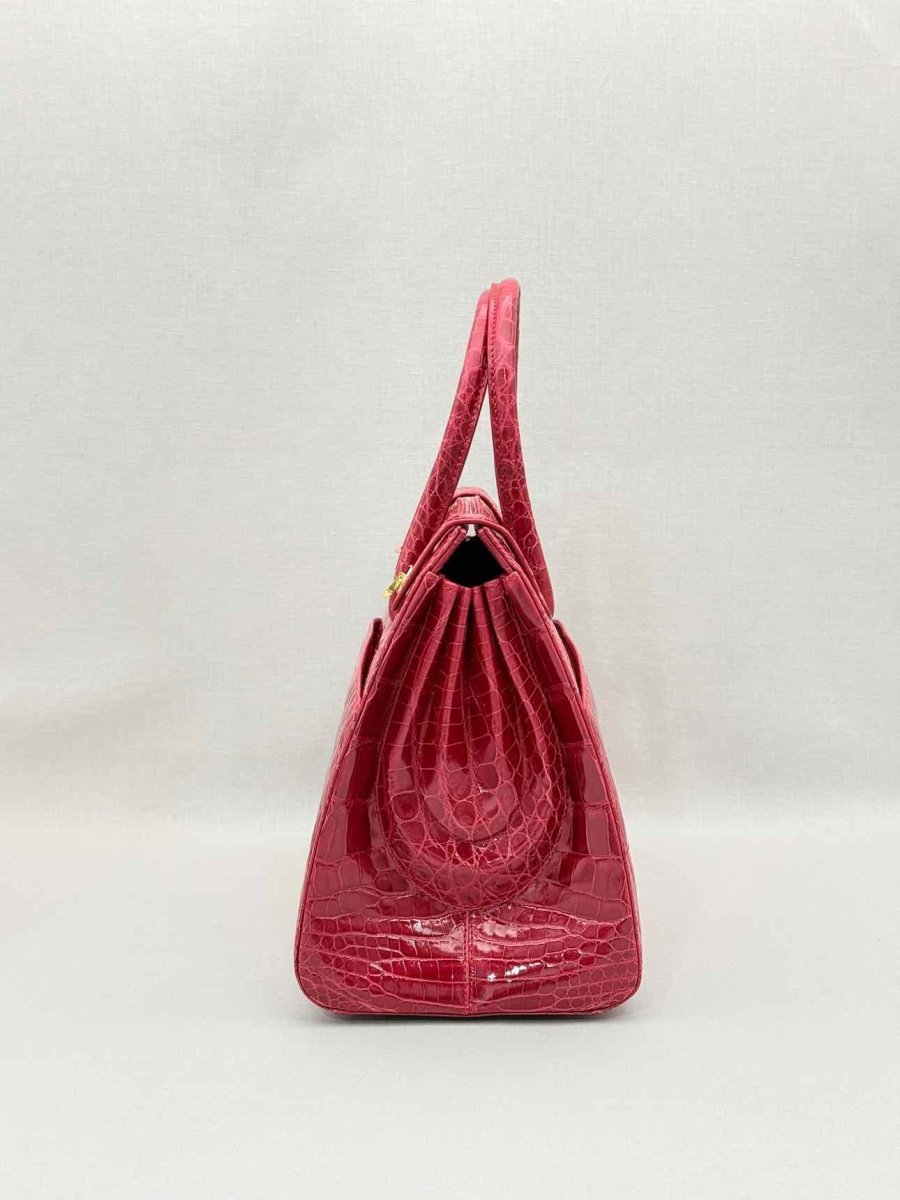 Pre-loved KWANPEN Sakura Red Top Handle at Reems Closet