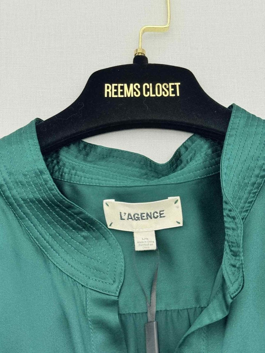 Pre - loved L'AGENCE Green Size Large Top at Reems Closet