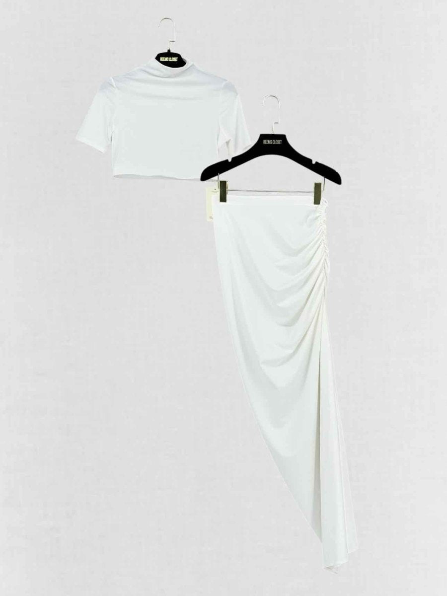 Pre - loved LAVARICE White Size Small Outfit Set at Reems Closet