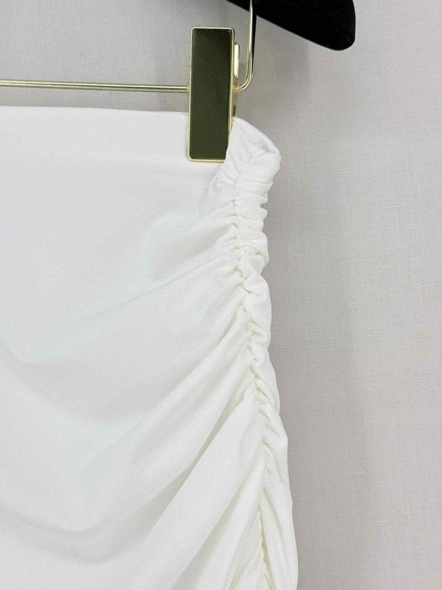 Pre-loved LAVARICE White Size Small Outfit Set at Reems Closet