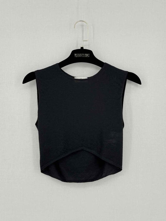 Pre-loved LE KASHA Black Size Small Top at Reems Closet