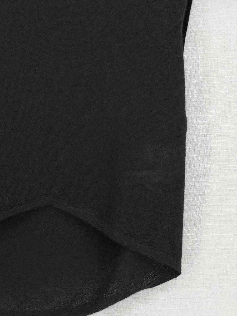 Pre-loved LE KASHA Black Size Small Top at Reems Closet
