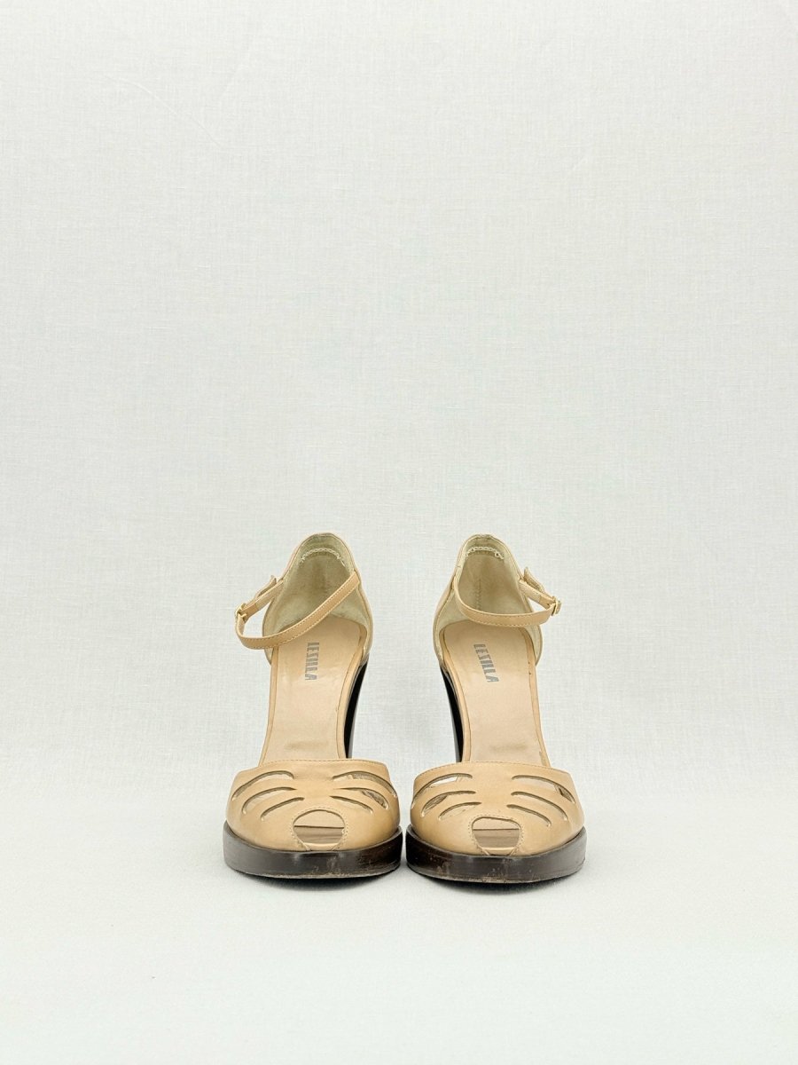 Pre - loved LE SILLA Beige Size EU 39 Heeled Sandals at Reems Closet