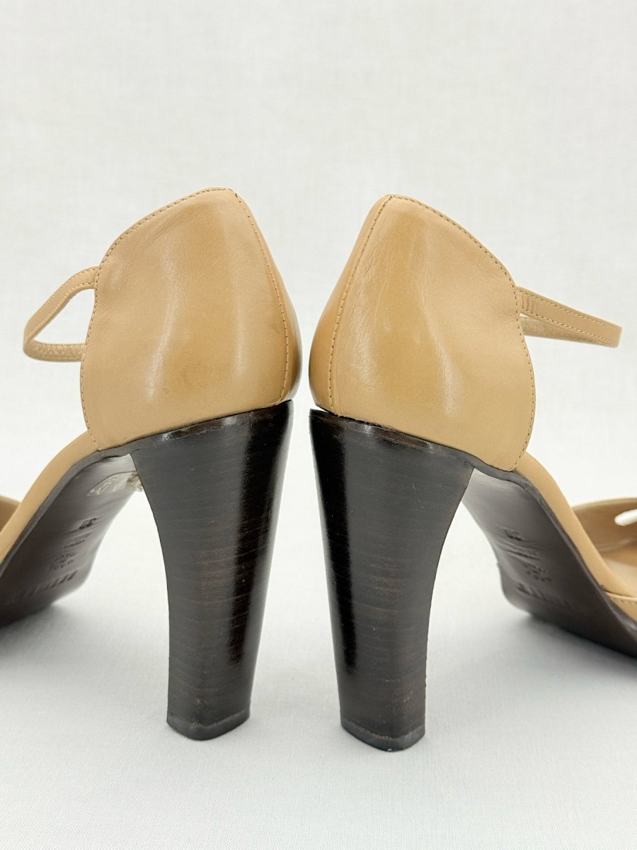 Pre - loved LE SILLA Beige Size EU 39 Heeled Sandals at Reems Closet
