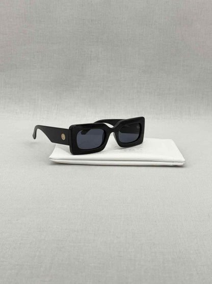 Pre - loved LE SPECS Black Sunglasses at Reems Closet