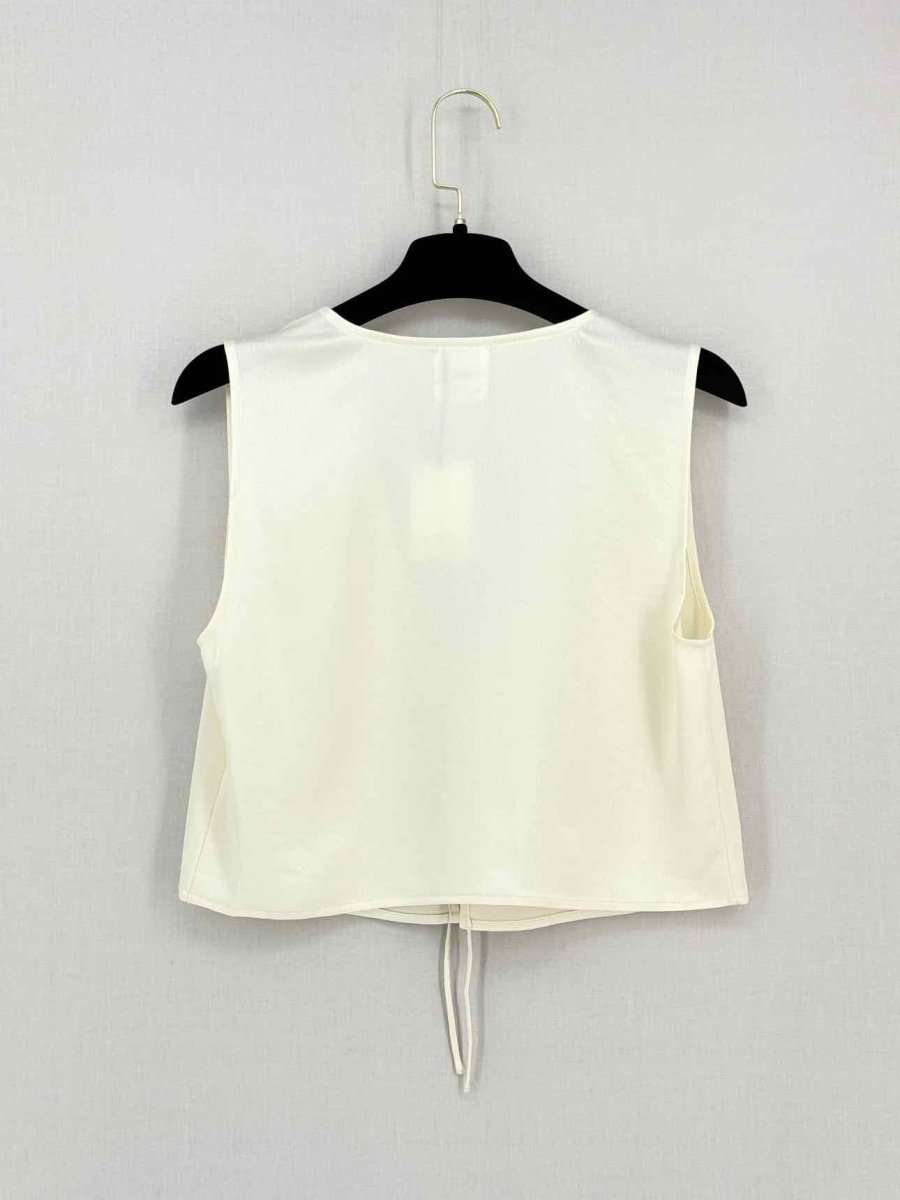 Pre-loved LESET Barb Tie Cream 3 pcs Set at Reems Closet
