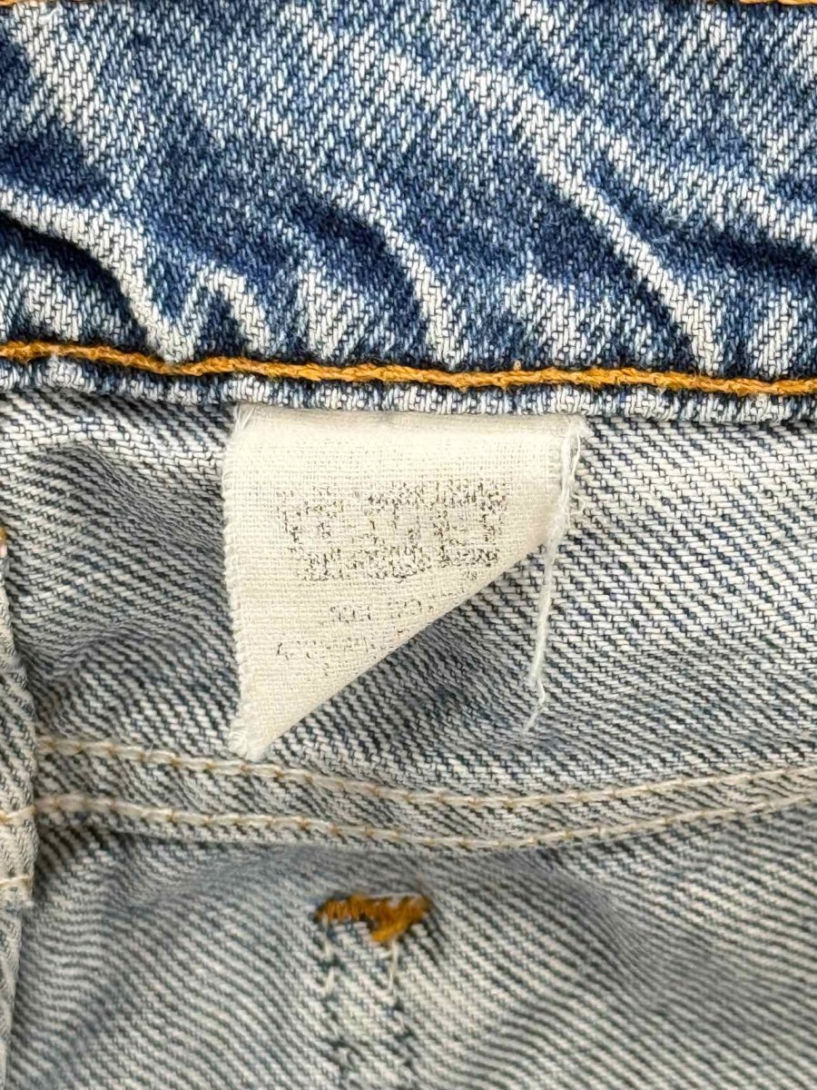 Pre - loved LEVI STRAUSS & CO. Blue Size 29 Jeans at Reems Closet