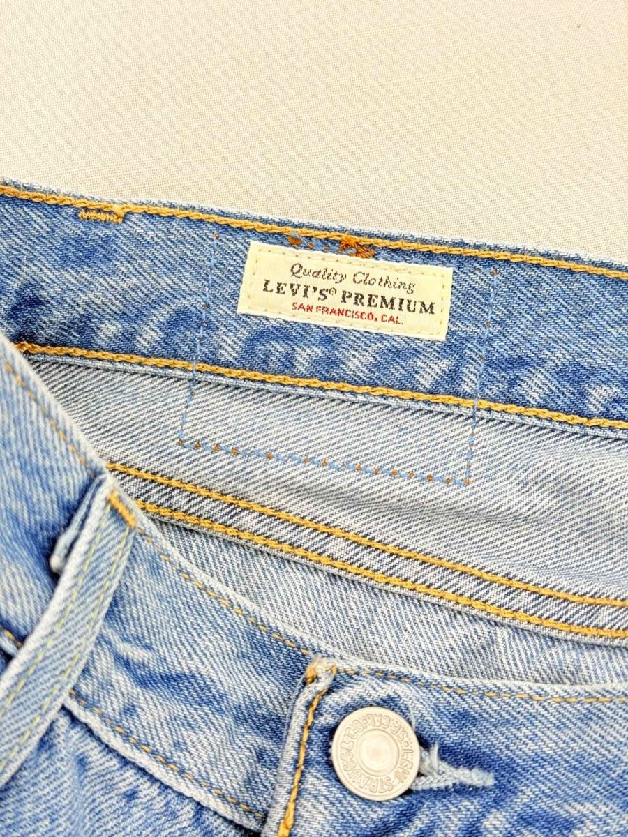 Pre - loved LEVIS Blue Patch Size 30 Jeans at Reems Closet