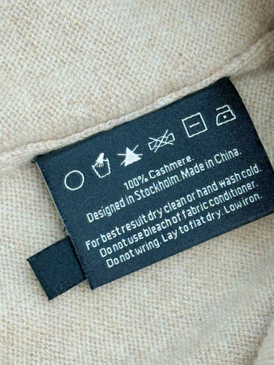 Pre - loved LISA YANG Beige Size US 0 Outfit Set at Reems Closet