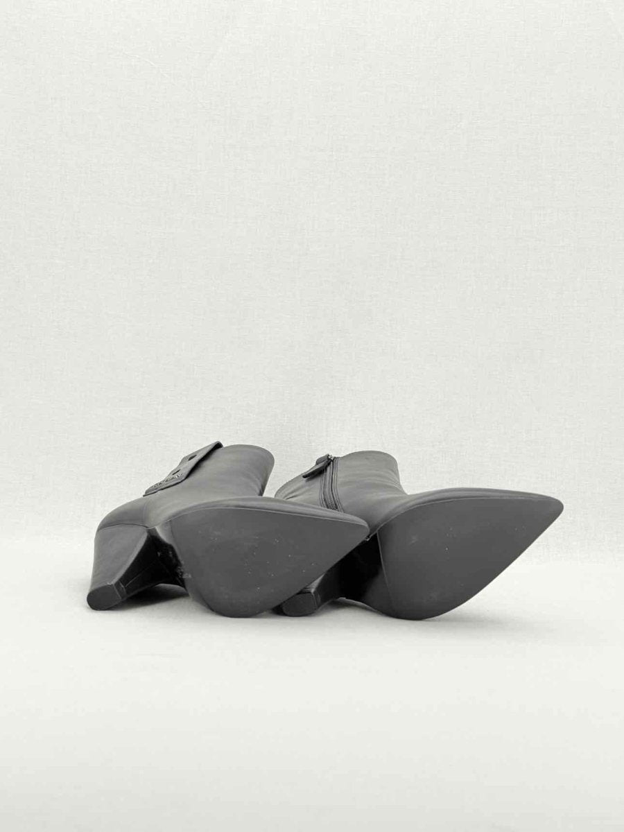 Pre - loved LIU.JO Black Size EU 39 Ankle Boots at Reems Closet