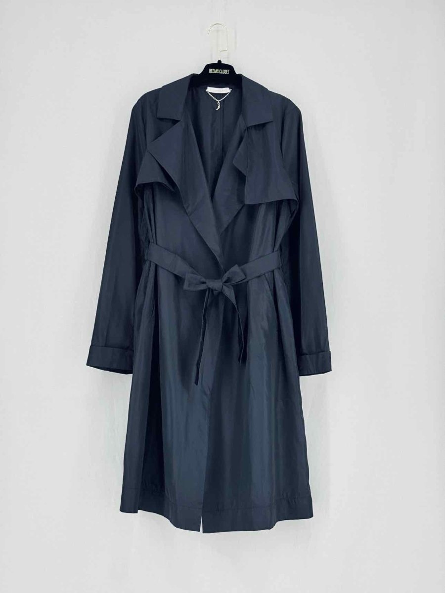 Pre - loved LIU.JO Black Size Medium Coat at Reems Closet