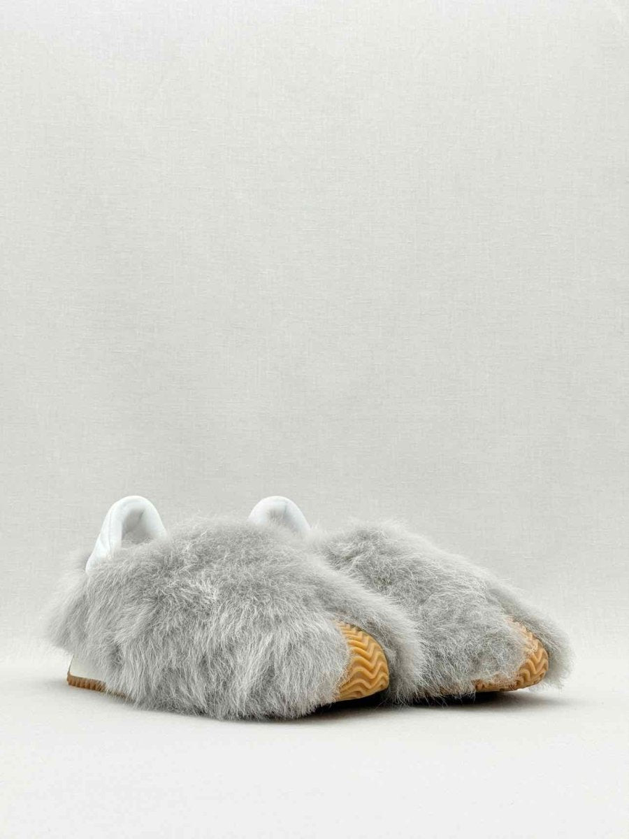 Pre - loved LOEWE Flow Runner Grey Size EU 36 Sneakers at Reems Closet