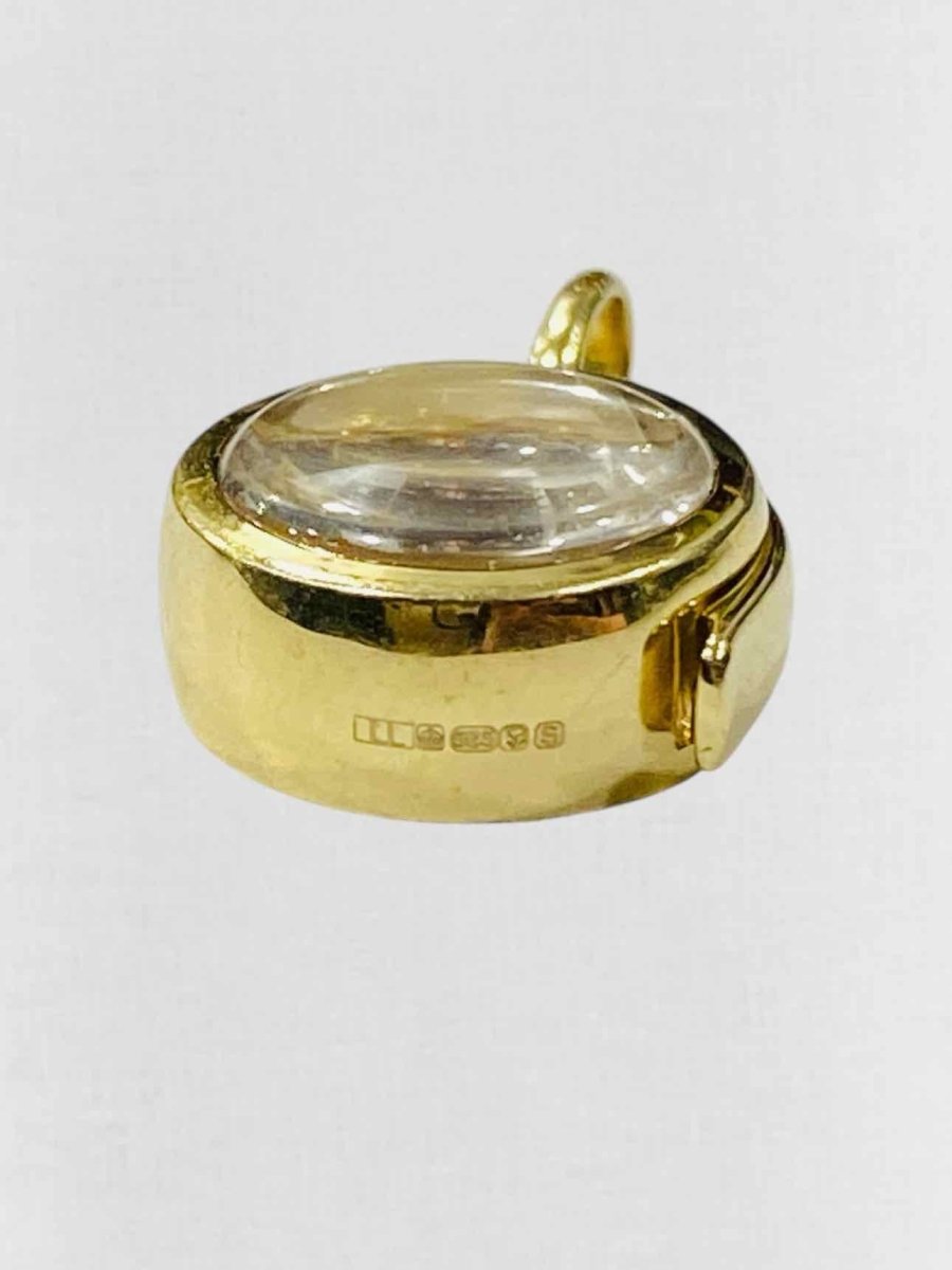 Pre - loved LOQUET Round Locket Pendant at Reems Closet