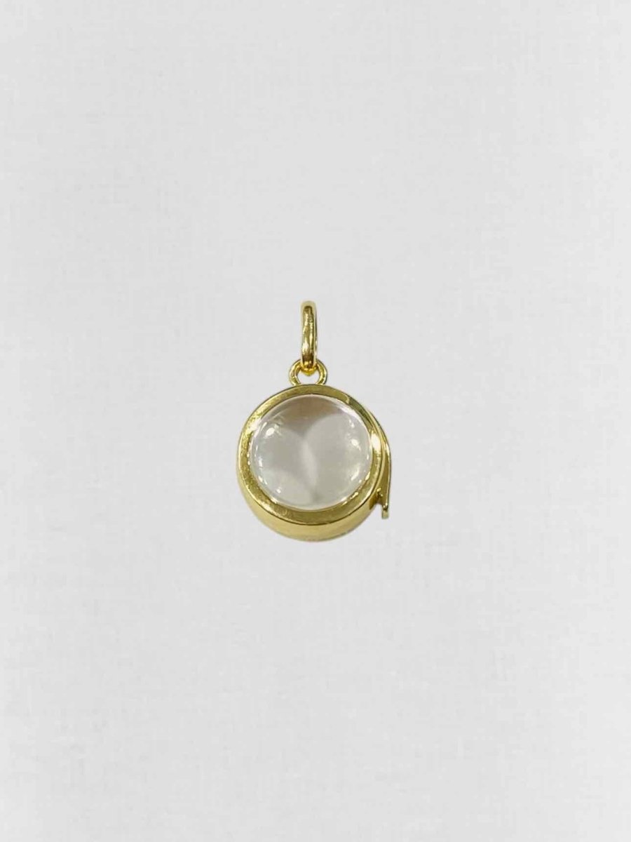 Pre - loved LOQUET Round Locket Pendant at Reems Closet