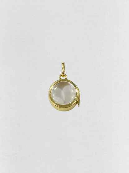 Pre - loved LOQUET Round Locket Pendant at Reems Closet