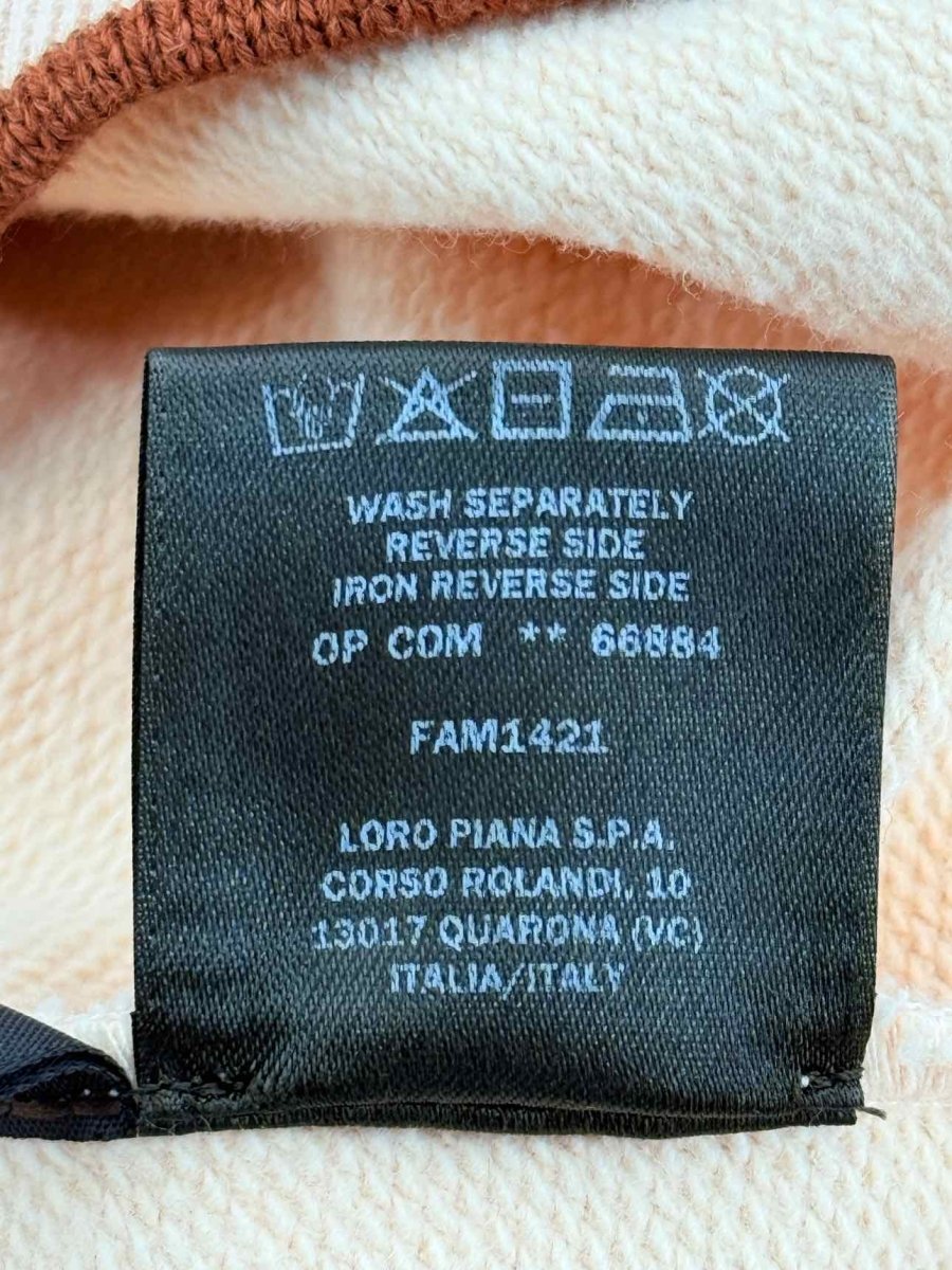 Pre - loved LORO PIANA Peach Size Medium Sweatshirt at Reems Closet