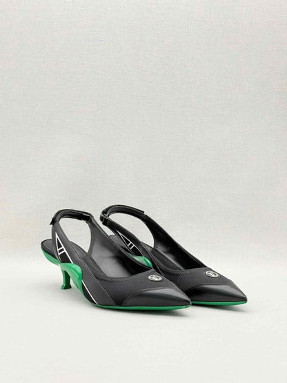 Pre-loved LOUIS VUITTON Archlight Black Size EU 39 Pumps at Reems Closet