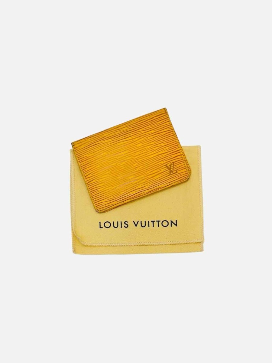 Pre-loved LOUIS VUITTON Beige Card Holder from Reems Closet
