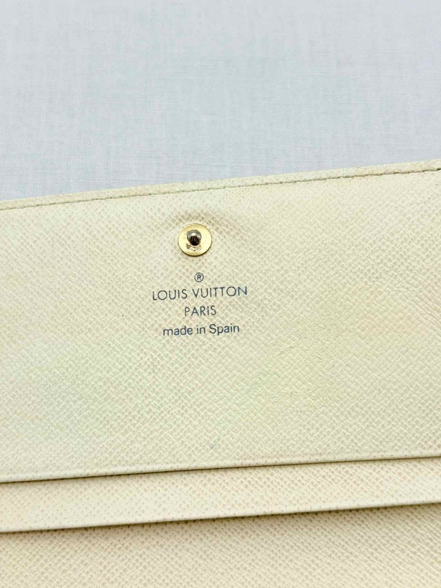 Pre - loved LOUIS VUITTON Beige Damier Azur Continental Wallet at Reems Closet