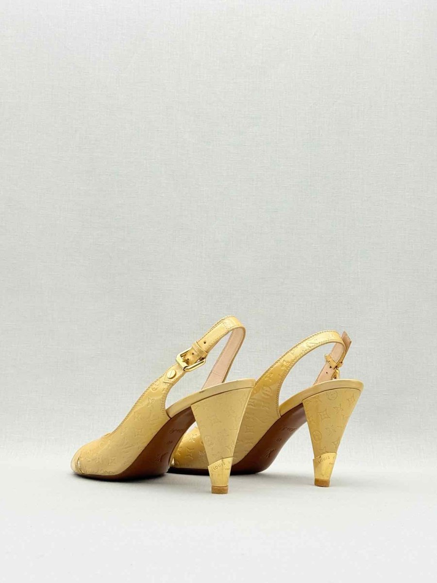 Pre - loved LOUIS VUITTON Beige Monogram Size EU 40 Slingbacks at Reems Closet