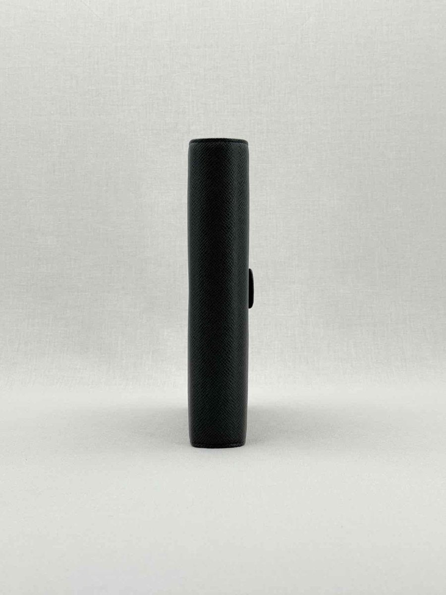 Pre - loved LOUIS VUITTON Black Agenda Cover at Reems Closet