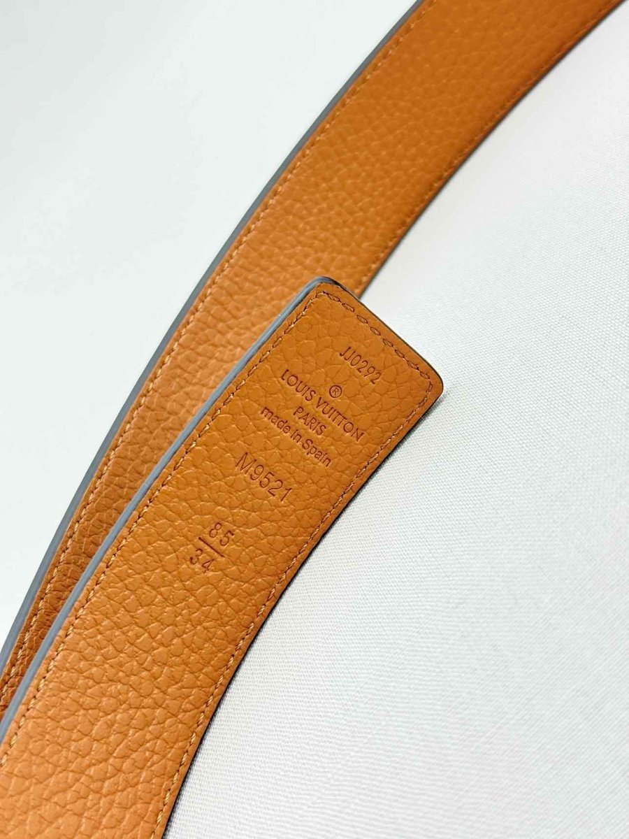 Pre - loved LOUIS VUITTON Black Belt at Reems Closet