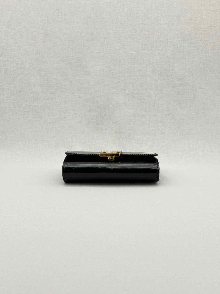 Pre - loved LOUIS VUITTON Black Shoulder Bag at Reems Closet